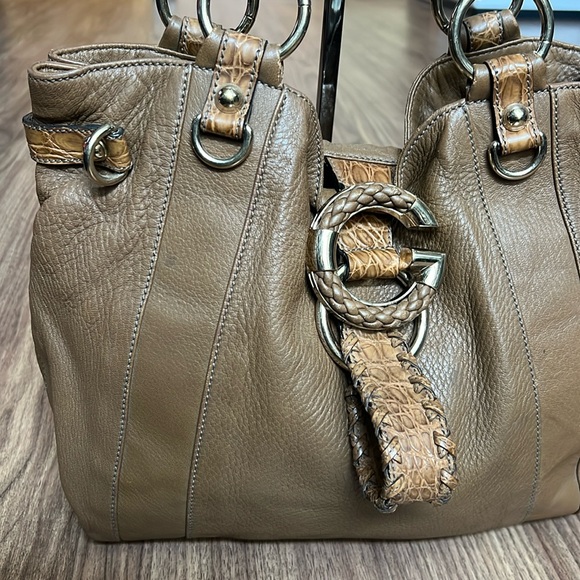 A224 - π― % authentic Gucci shoulder bag - Picture 6 of 16